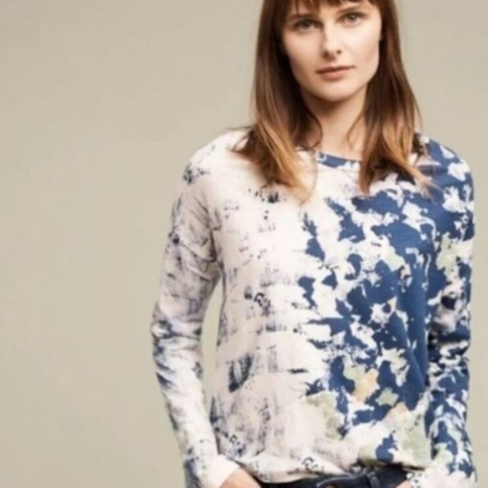 Anthropologie graffiti long Sleeve Top